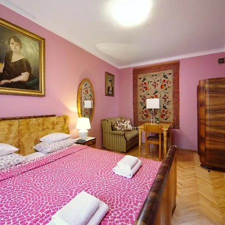 Polski Free Parking Metro Pole Mokotowskie *