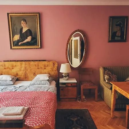 Polski Free Parking Metro Pole Mokotowskie *